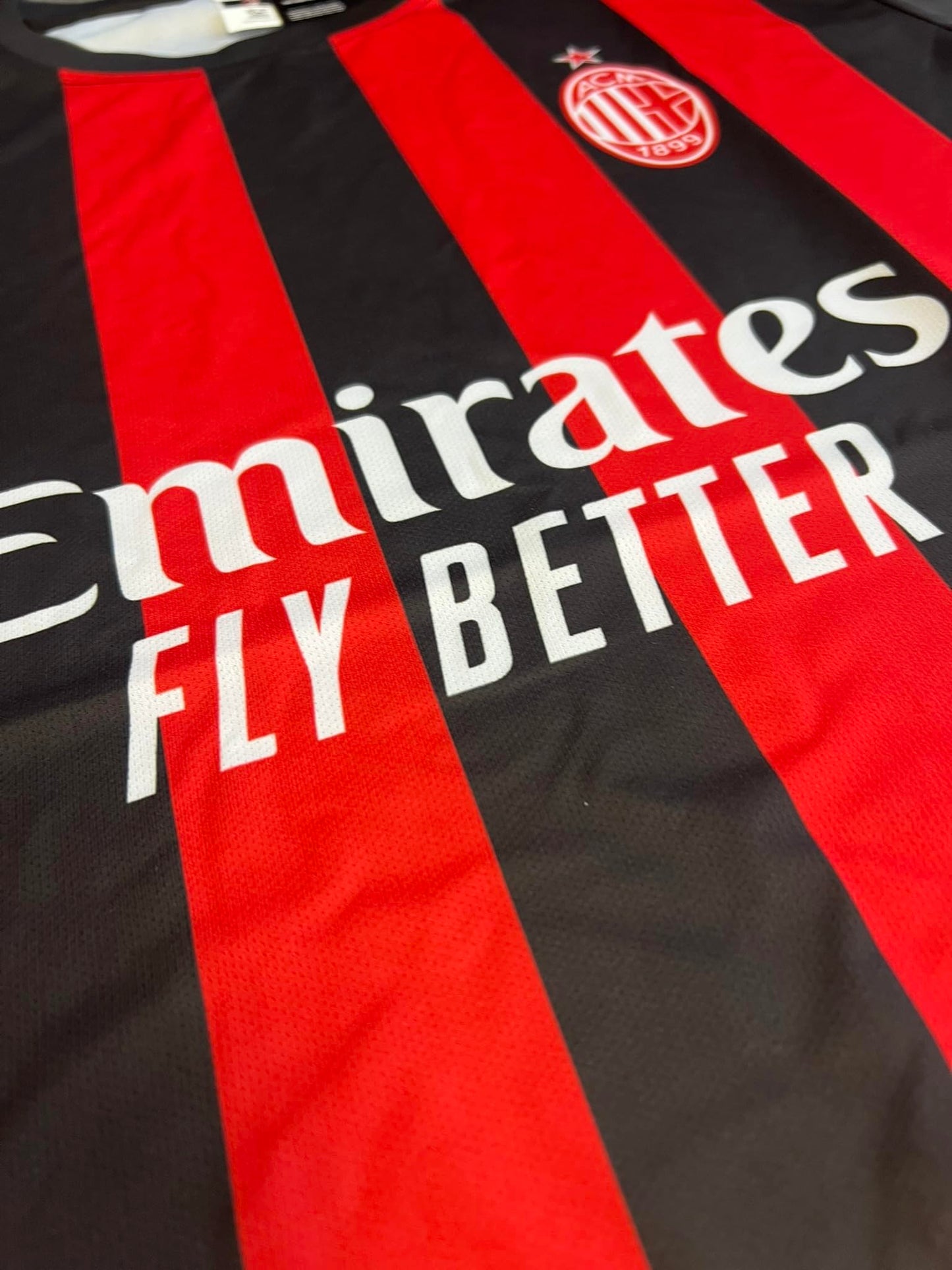 Maglia Milan Rafa Leao 10 Replica Ufficiale Autorizzata 2025-2026 Bambino (Taglie-Anni 4 6 8 10 12) Adulto (S M L XL XXL) - 12 Anni